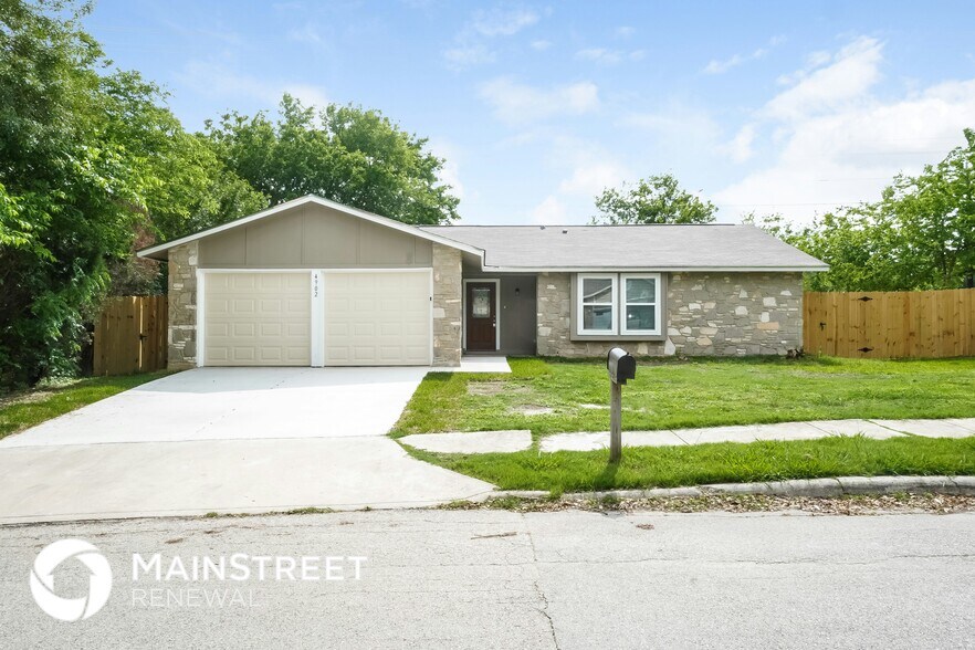 Primary Photo - 4902 Buckwheat St