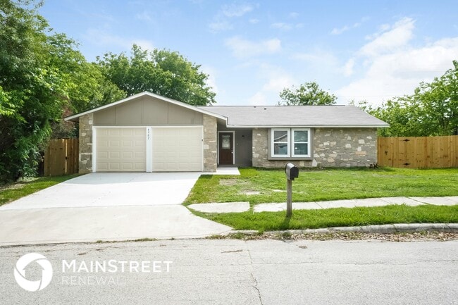 Building Photo - 4902 Buckwheat St