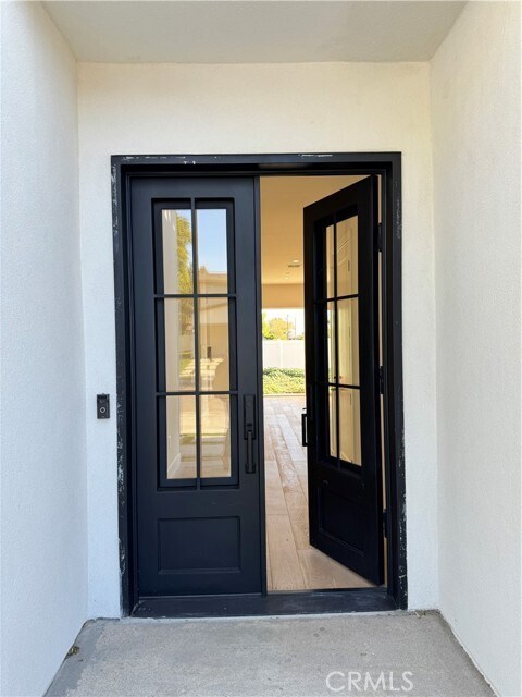 Building Photo - 13418 W Crowley St