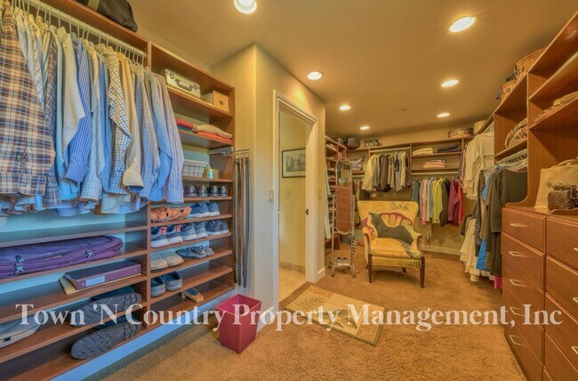 Building Photo - Spacious San Benancio Estate on Over 1 Acre with Workshop, RV Parking & Pasture Area