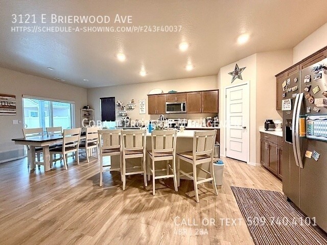 Building Photo - 3121 E Brierwood Ave