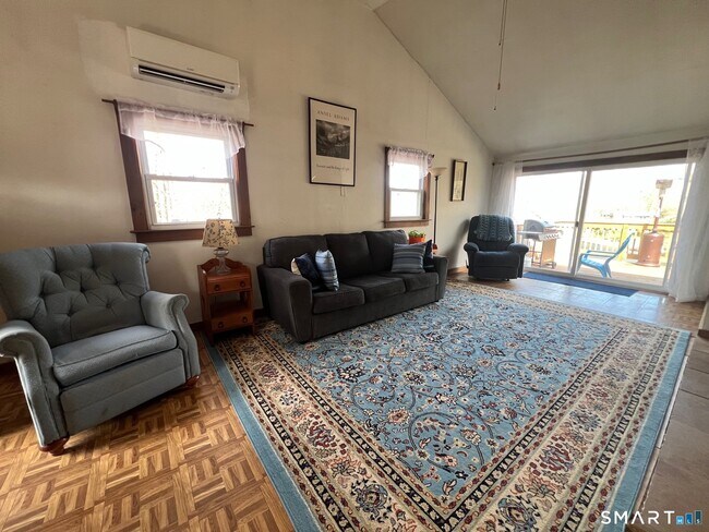 Building Photo - 389 Wyassup Rd