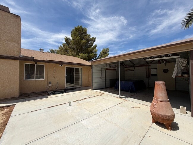 Building Photo - 3 Bedroom 2 Bathroom House with 2 Car Garage Located in Lenwood