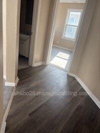 Building Photo - 322 W Merchant St