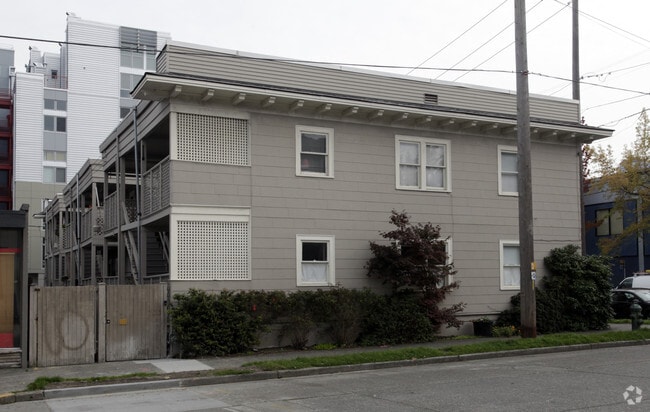 Building Photo - Harrison Apartments