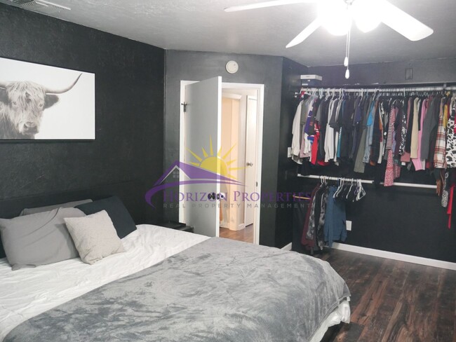 Building Photo - 3 Bed 3 Bath 1,411 Sq. Ft. Rancho Cordova ...