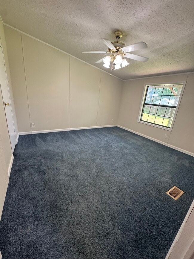 Building Photo - 12372 FM 1650