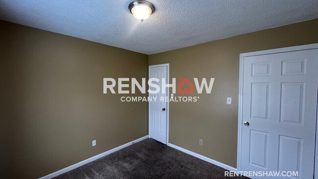 Building Photo - 4524 Country Brook Dr