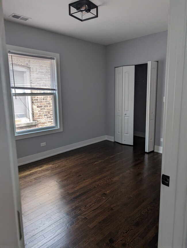 Building Photo - 4413 N Keystone Ave
