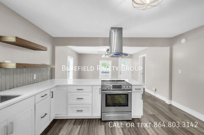 Building Photo - 212 E Bearden St