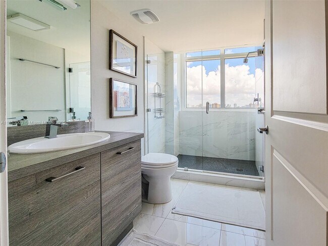 Building Photo - 400 Sunny Isles Blvd