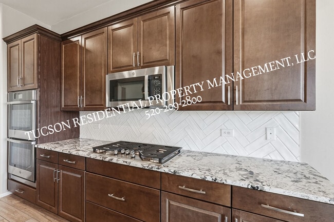 Building Photo - 12859 E Ursa Major Wy