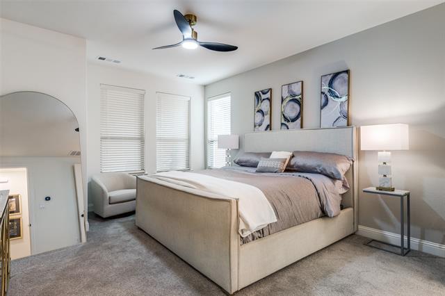 Building Photo - 2413 Latimer Mews