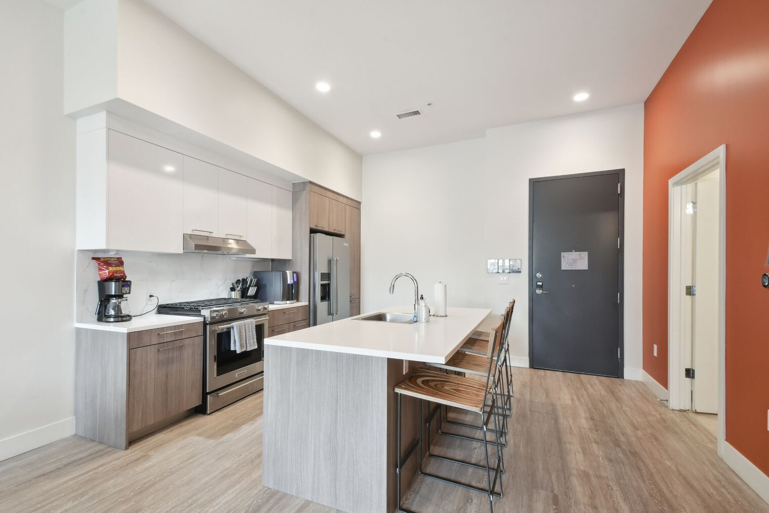 Building Photo - 2880 Zuni St