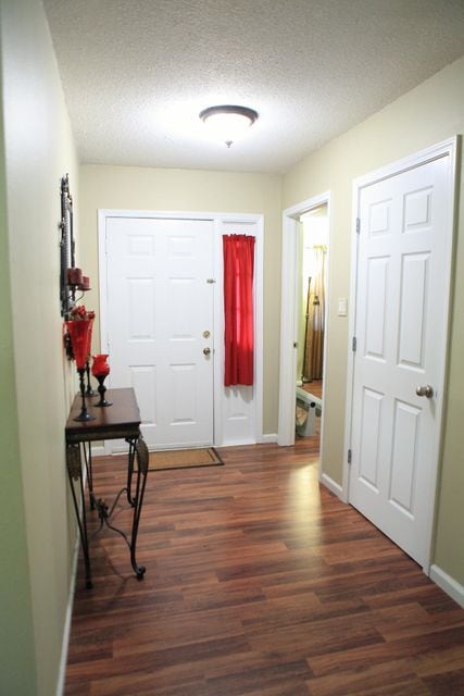 Building Photo - 109 Thomas Dr