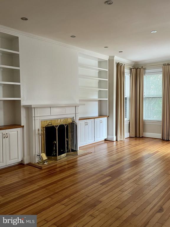 Building Photo - 1605 22nd St NW