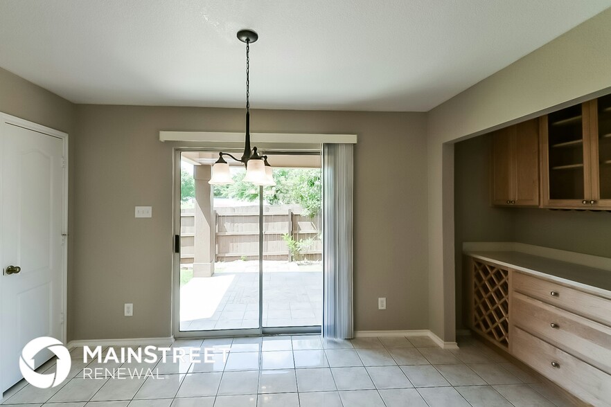 Building Photo - 3 Basin Elm