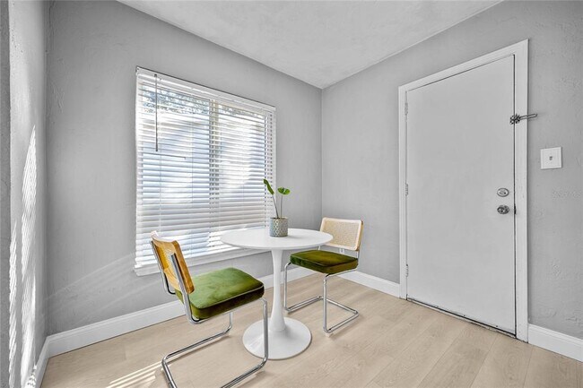 Building Photo - 1513 56th Ave N