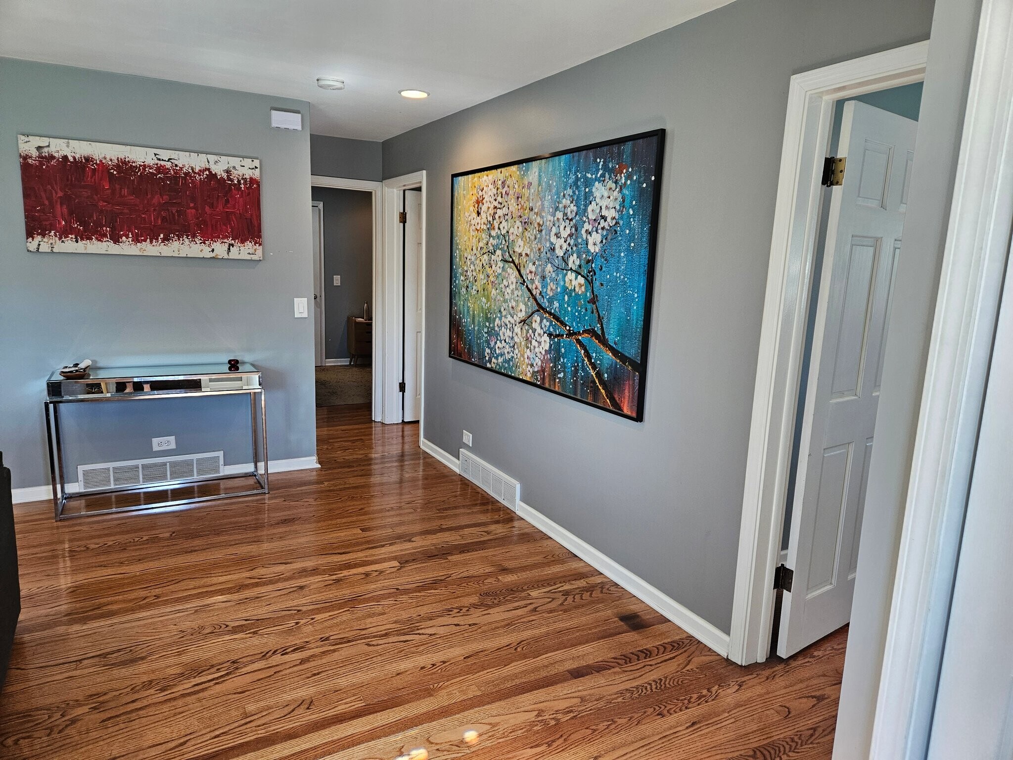 Building Photo - 4213 Riverview Dr