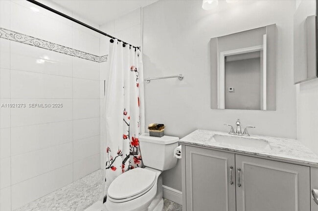 Building Photo - 1020 NW 88th Ave