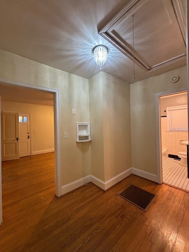 Building Photo - 1420 Pine Valley Loop