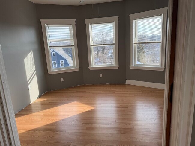 Building Photo - 29 Boardman St