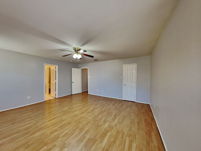 Building Photo - Open-Concept Living with Style, Space & Location