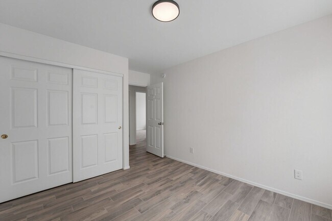 Building Photo - 7842 W Boca Raton Rd