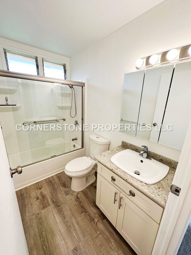 Building Photo - 98-1393-1393 Hinu Pl