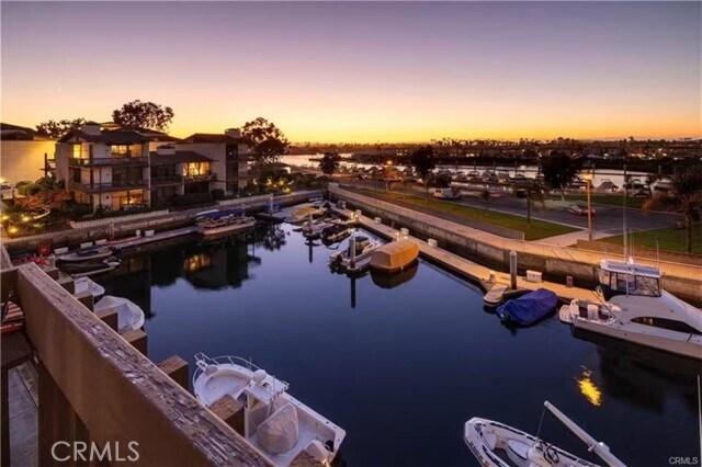 Building Photo - 5327 Marina Pacifica Dr