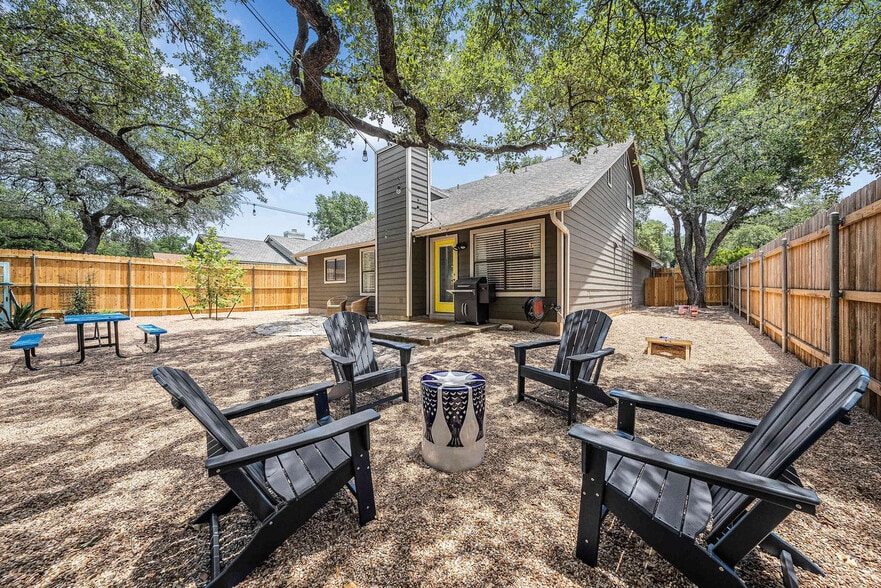 Building Photo - 7108 Dallas Dr