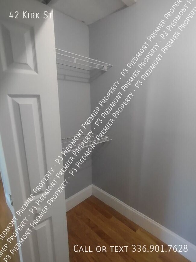 Building Photo - 42 Kirk St