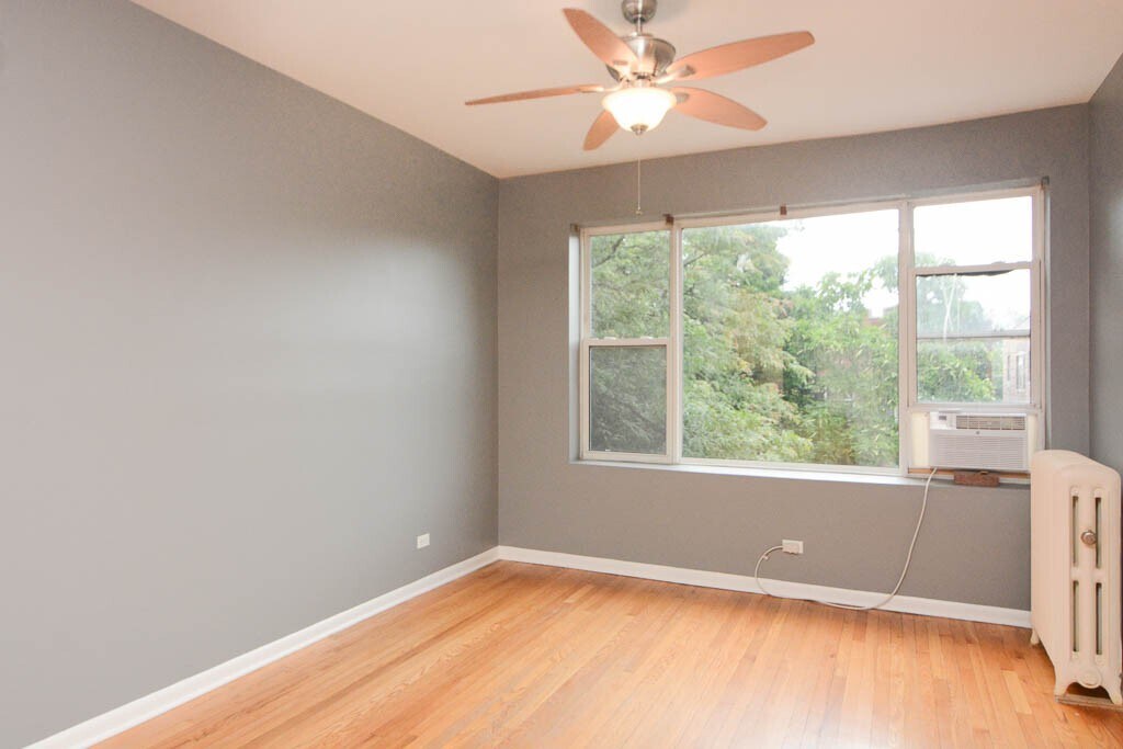 Building Photo - 1421 W Jonquil Terrace