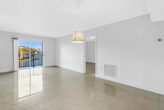 Building Photo - 4705 NW 7th St