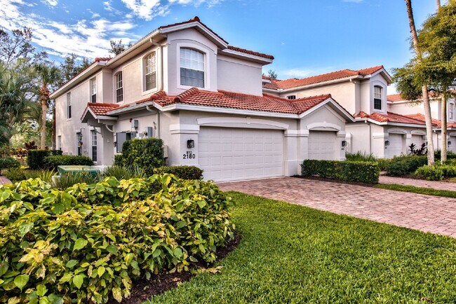 Building Photo - COACH HOME AT PELICAN BAY