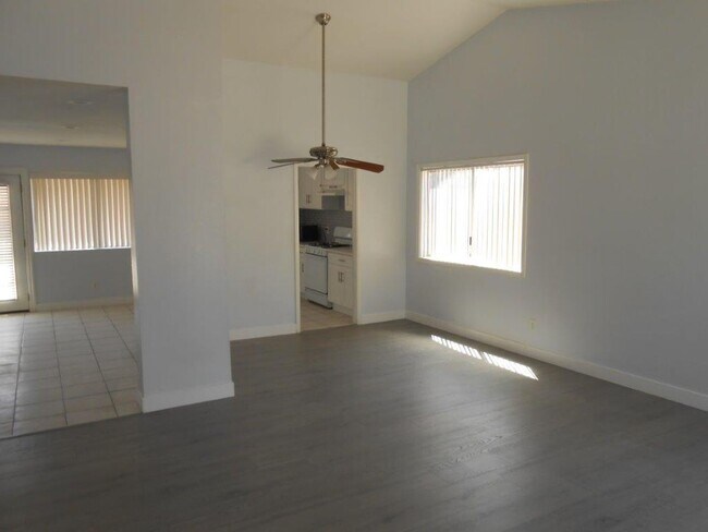 Building Photo - Cute Single Story Home in Henderson - Green Valley area