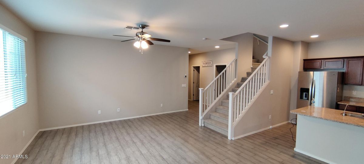 Building Photo - 2857 E Detroit St