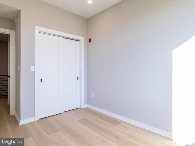 Building Photo - 769 S 10th St