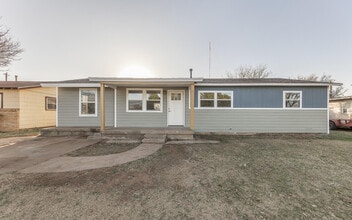 Building Photo - 5409 Ave D
