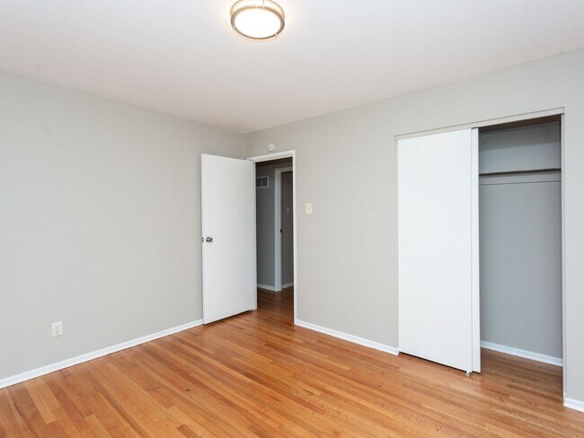 Building Photo - Charming 3 Bed 1 Bath Home