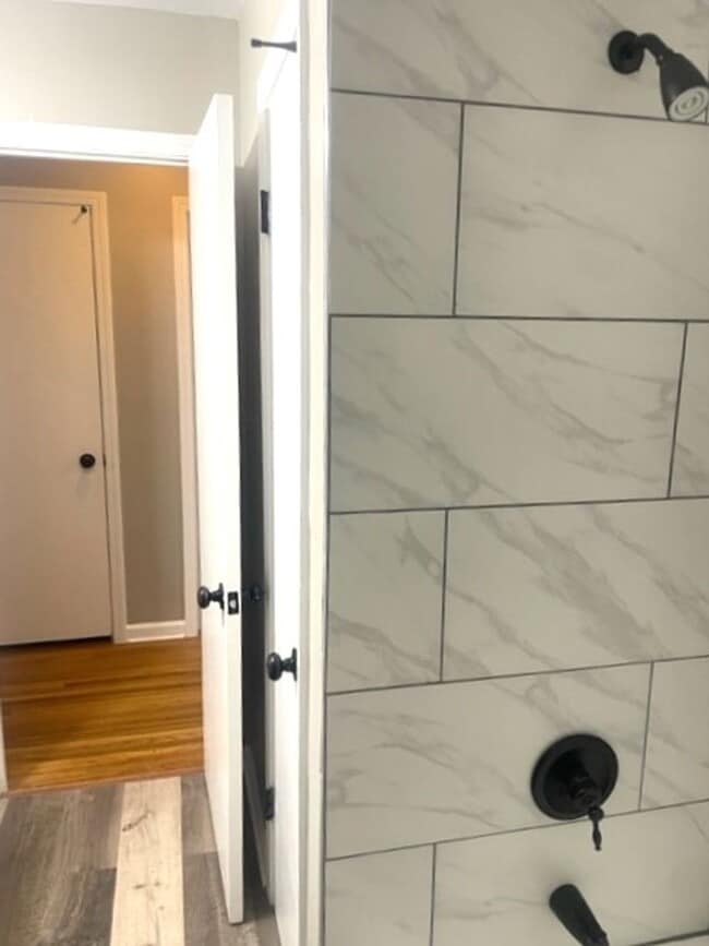 Building Photo - Newly Renovated Home In Raleigh
