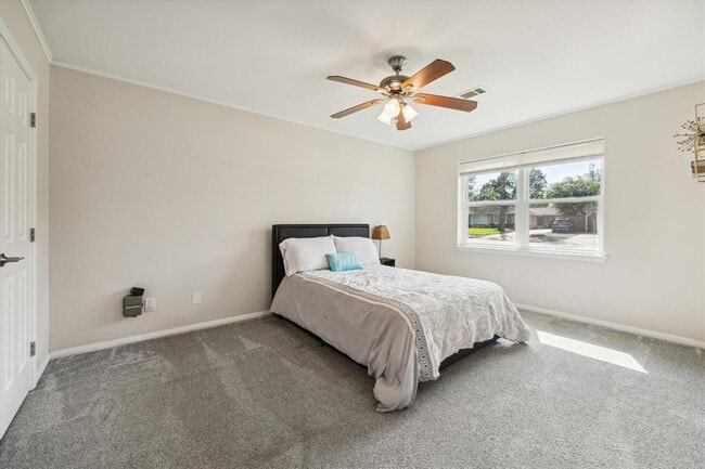 Building Photo - 2034 Millwood Dr