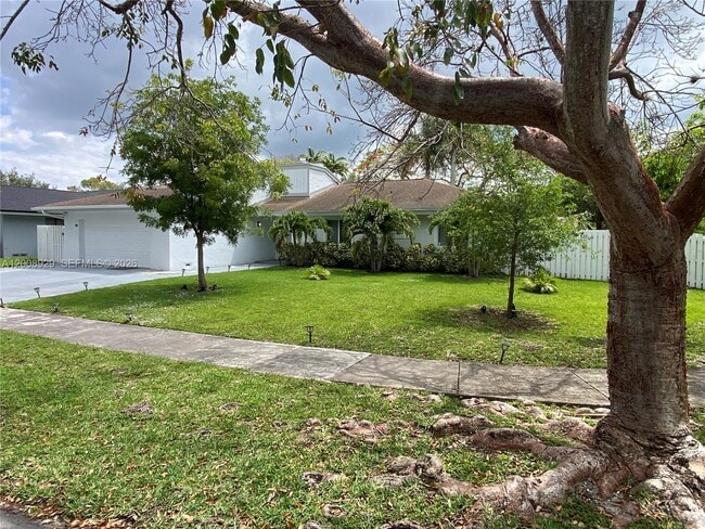 Building Photo - 11121 SW 110th Rd