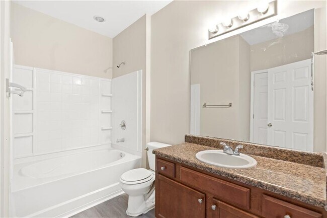 Building Photo - 4660 Lake Hill Trail