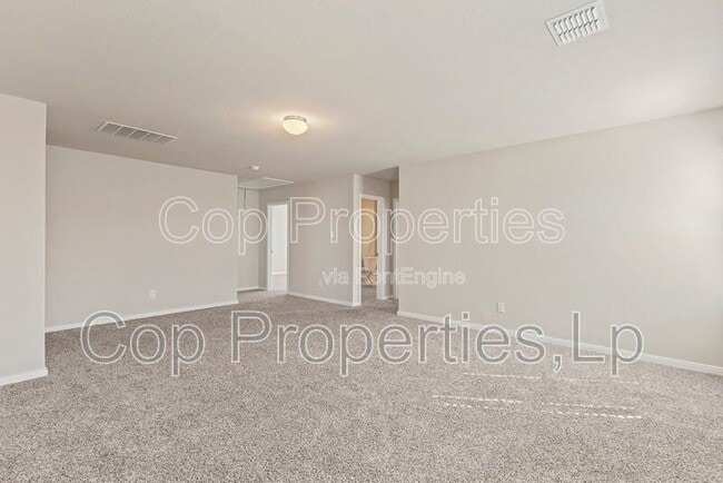 Building Photo - 5103 Topaz Bnd