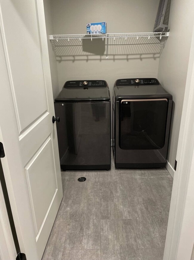 Building Photo - 5853 41st St S