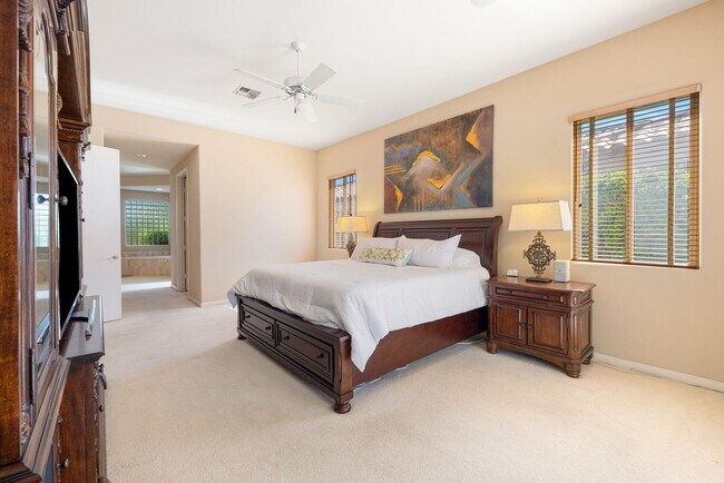 Building Photo - 48145 Paso Tiempo Ln