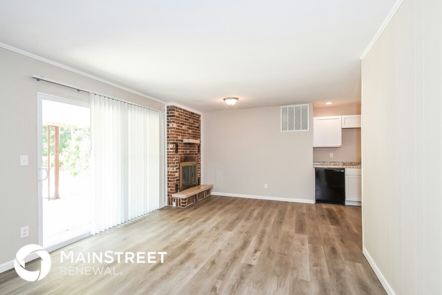 Building Photo - 1765 Talisman Ln