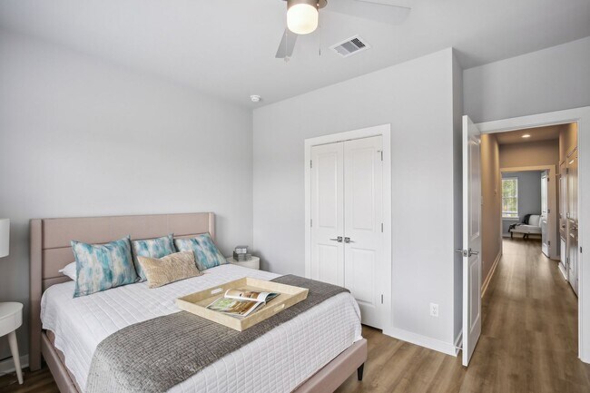 Building Photo - Retreat Model Home
