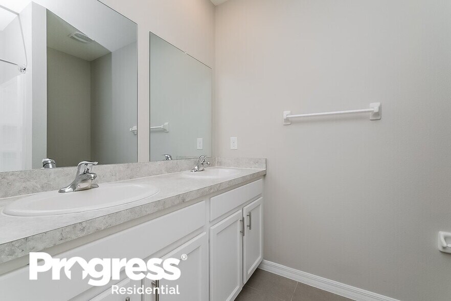 Building Photo - 3086 Suncoast Blend Dr